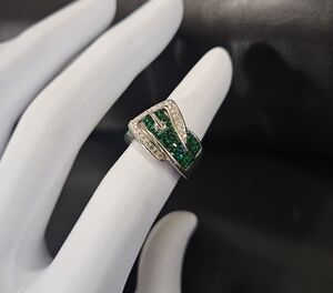Green and Silver Women's Ring